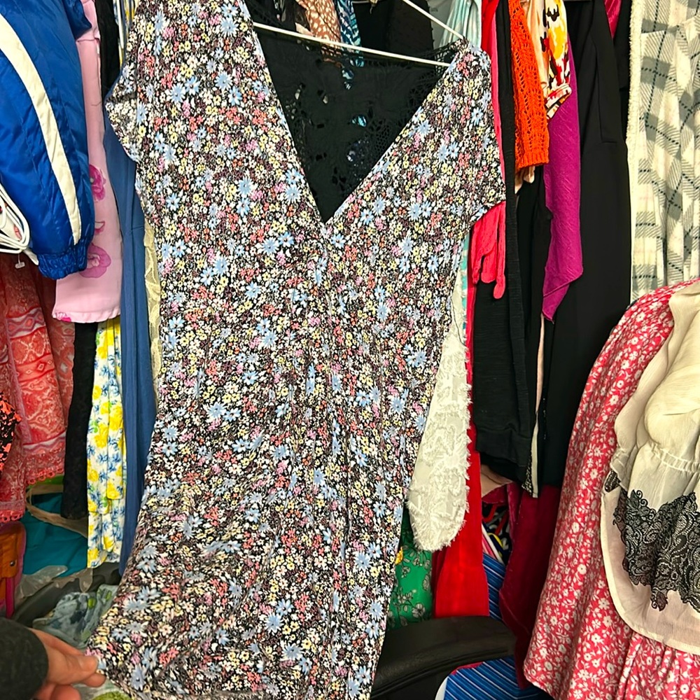 Women’s M Dress